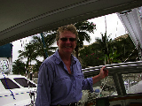 45884705112_0_BG